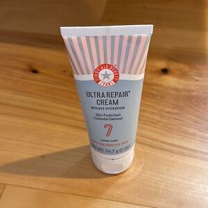 First Aid Beauty Cream